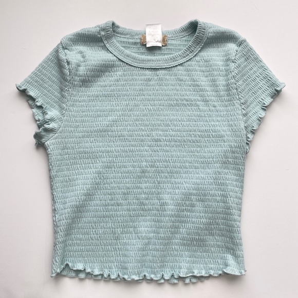 Altar'd State Short Sleeve Smocked Crop Top - Size Small - Picture 4 of 6